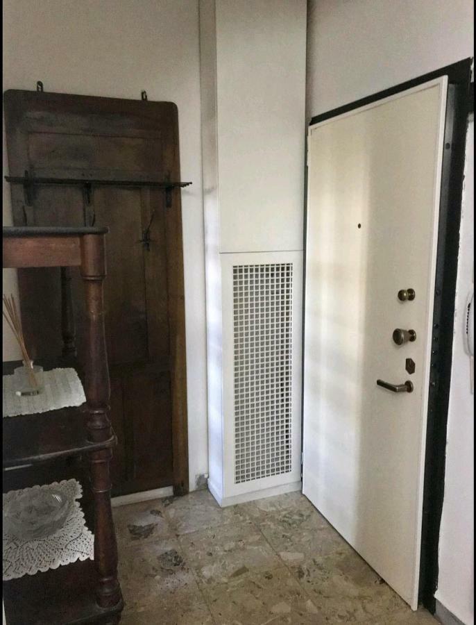 Apartamento A Casa Di Giancarla Bolonia Exterior foto